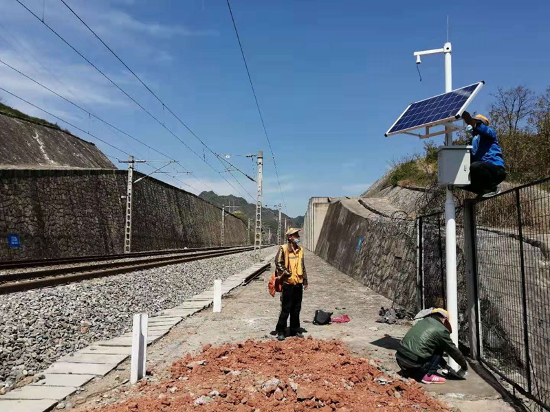 中鐵鄭州鐵路總局三門峽段用集創科技太陽能無線遠程監控系統